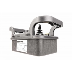 Kosiarka spalinowa bijakowa na gąsienicach Weibang WBGT6813-TE - zdalnie sterowana