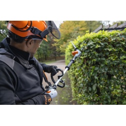 Akumulatorowe nożyce do żywopłotu na wysięgniku Stihl HLA 66 - bez akumulatora