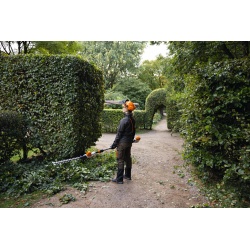 Akumulatorowe nożyce do żywopłotu na wysięgniku Stihl HLA 86 - bez akumulatora